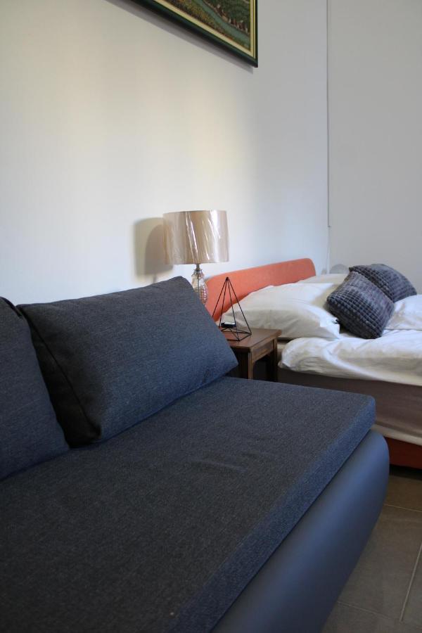 Studio Apartman Hinko Dakovo Exterior photo