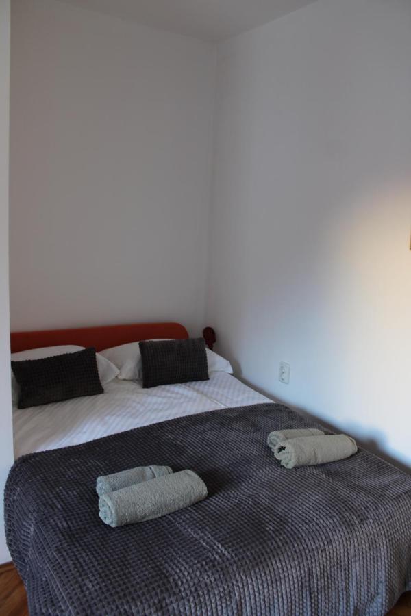 Studio Apartman Hinko Dakovo Exterior photo